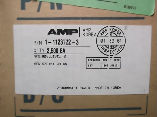 225832