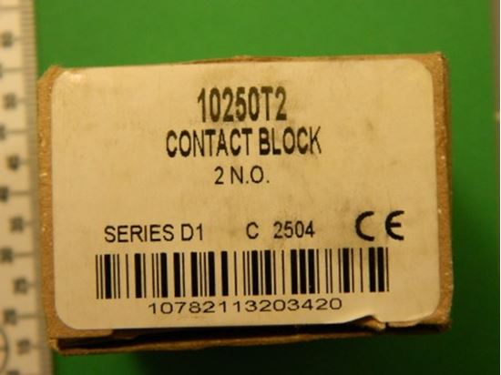 256608