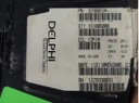 412457