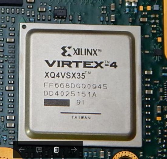 477989