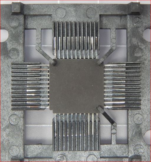 015658-001