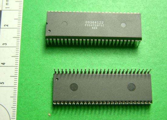 09364122 52 PIN DIP