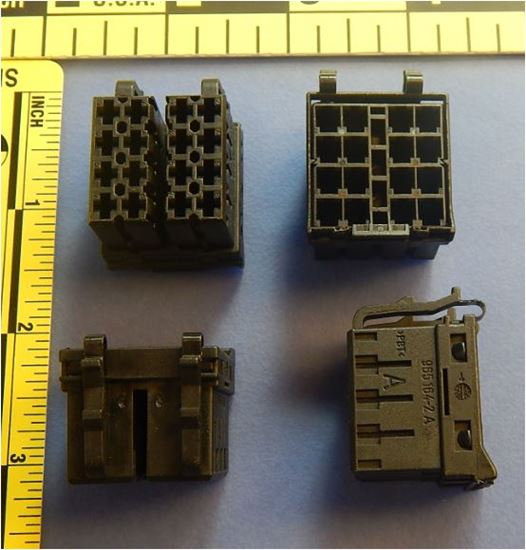 AMP 963659-1  231233