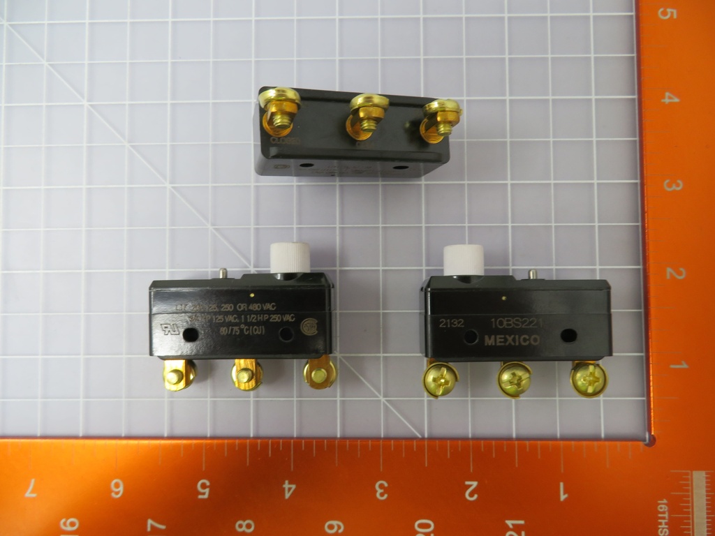 10BS221