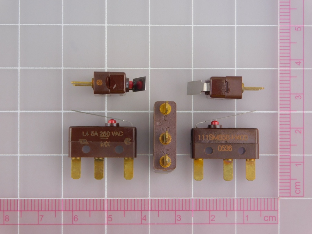 111SM858-H403