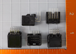 [X90617] 1-1318772-8