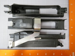 [X104997] 1 928 402 199