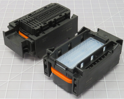 [X108727] 1 928 405 726